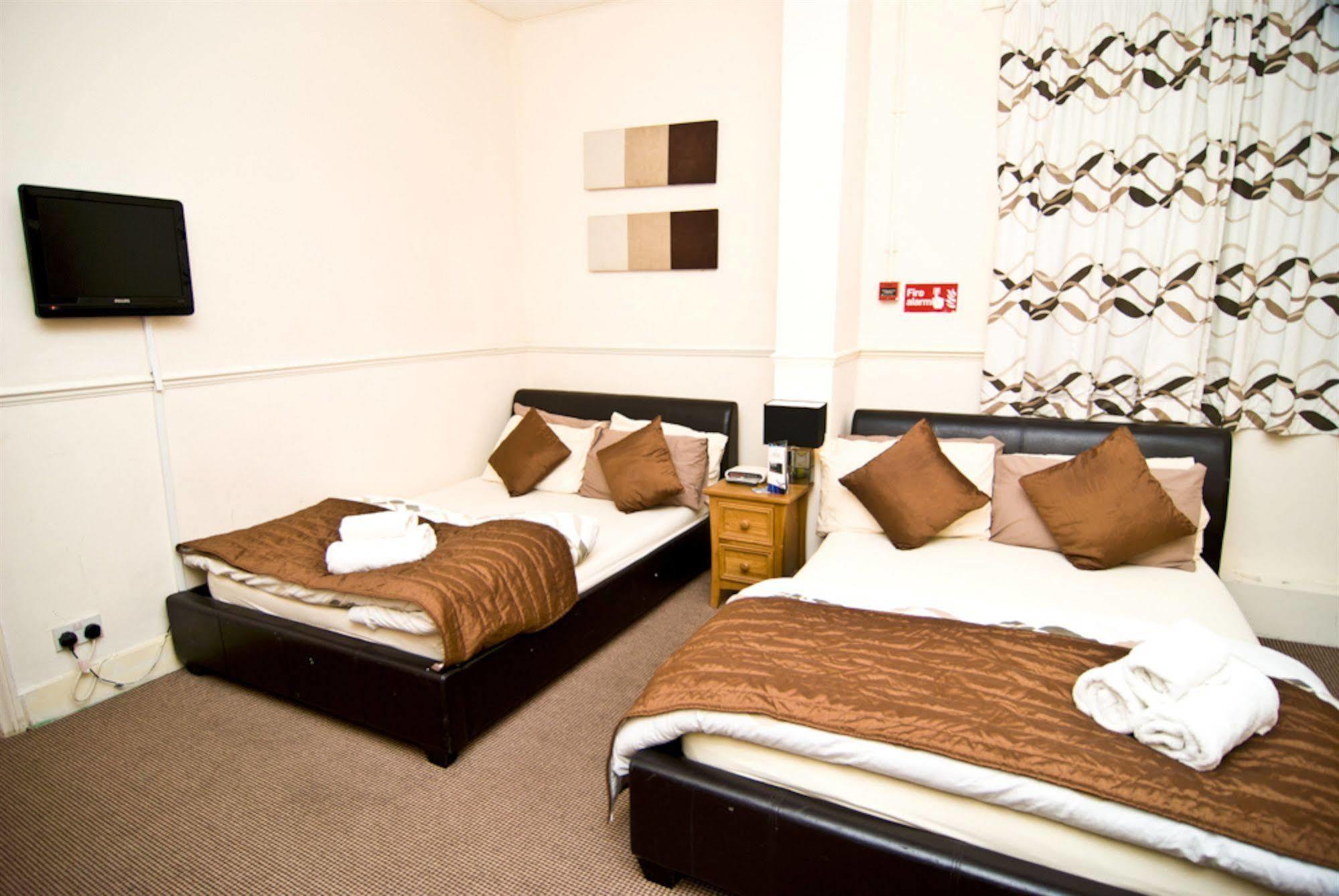 Skylark Guest House Hounslow Exterior photo