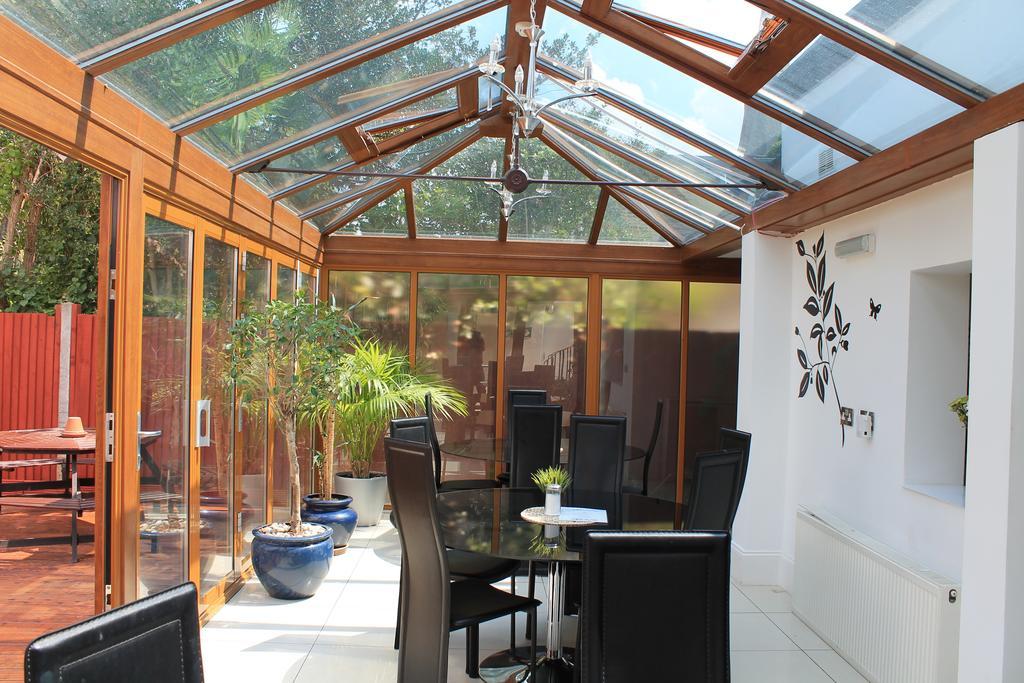 Skylark Guest House Hounslow Exterior photo